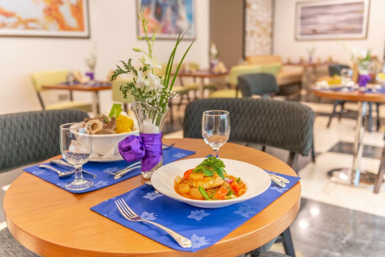Century Hotel Ντόχα Εξωτερικό φωτογραφία